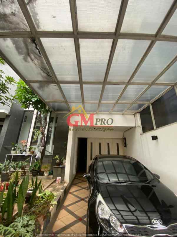 dijual rumah turangga