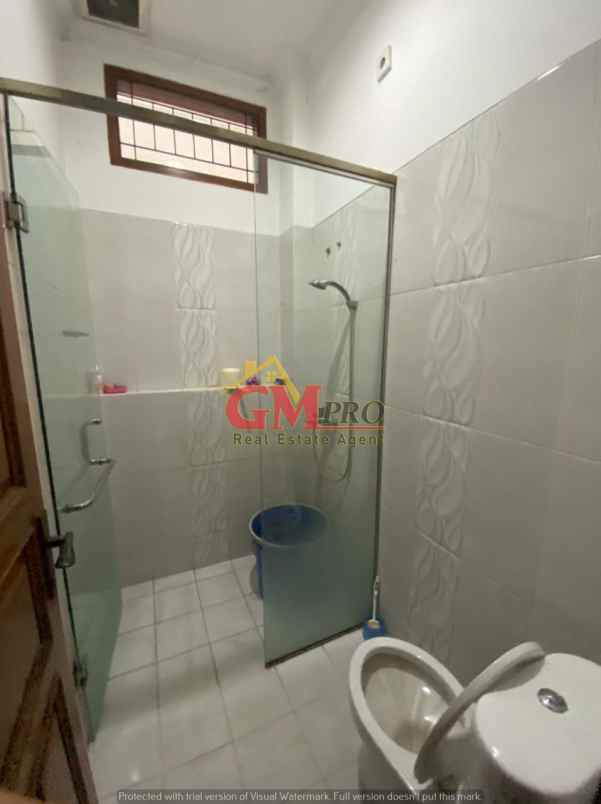 dijual rumah turangga