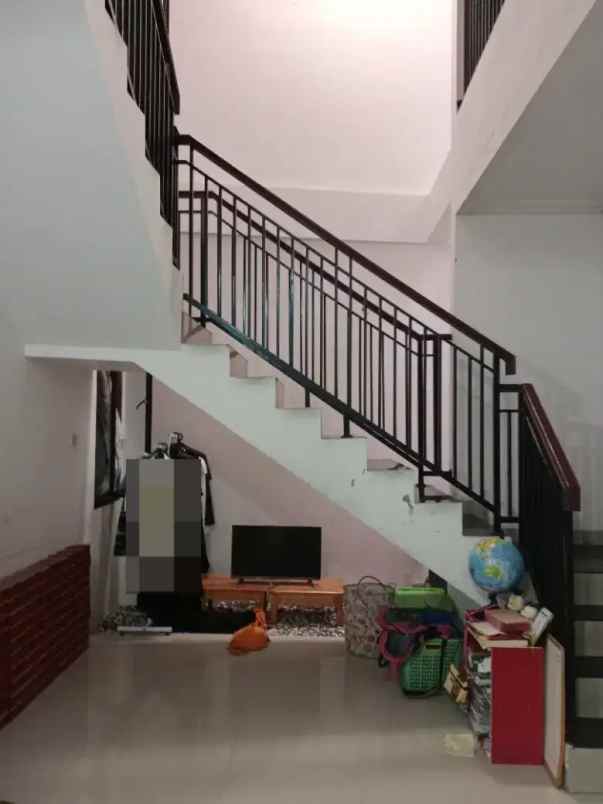 dijual rumah ulujami