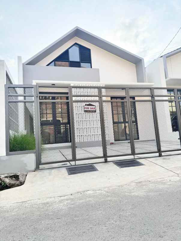 dijual rumah upi cibiru hilir bandung