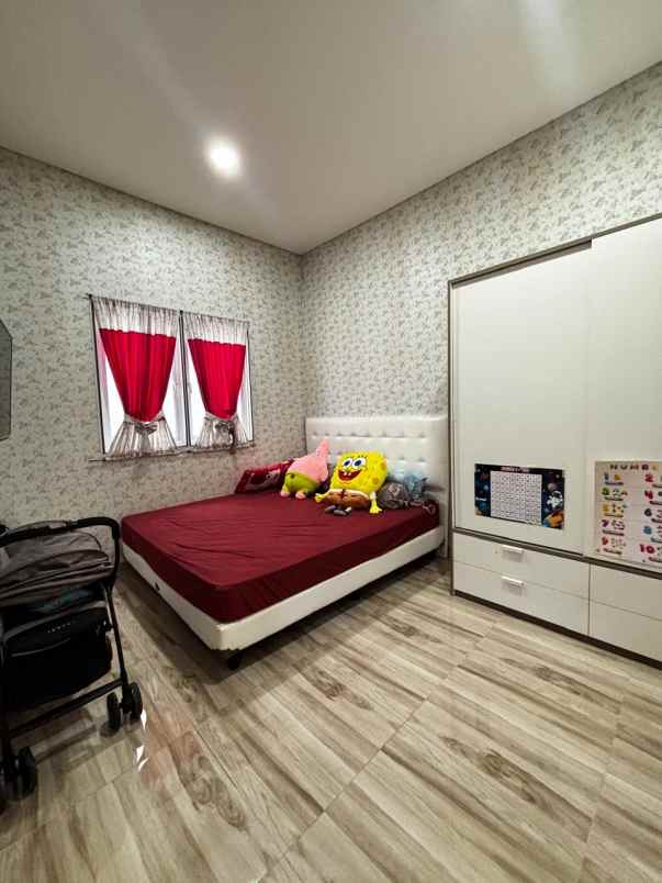 dijual rumah view golf suvarna sutera tangerang