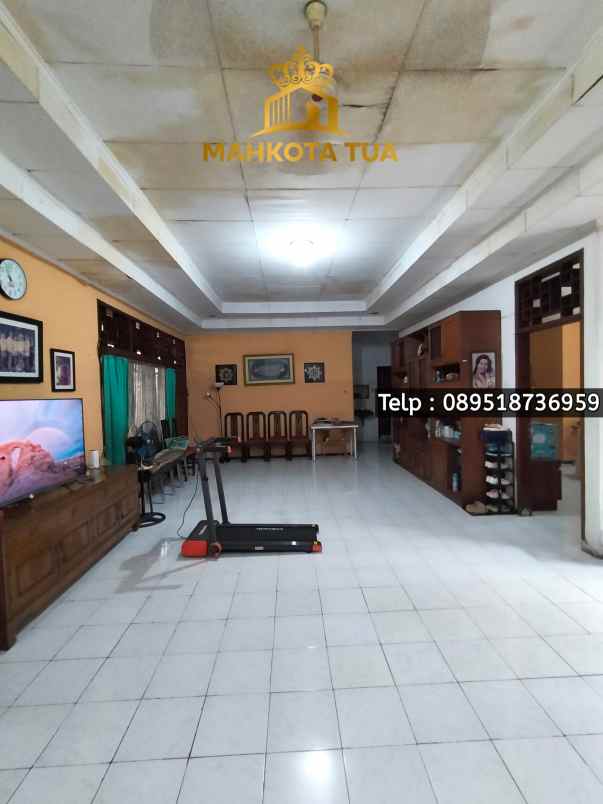dijual rumah warung buncit