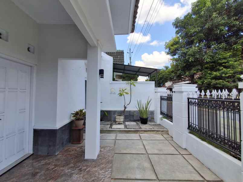 dijual rumah wedomartani