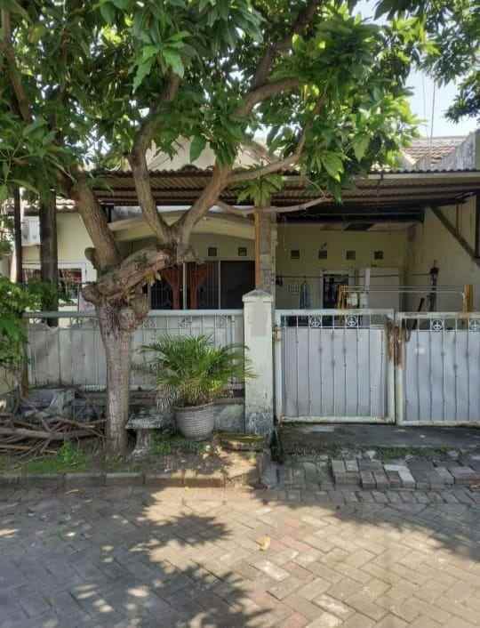 dijual rumah wiguna