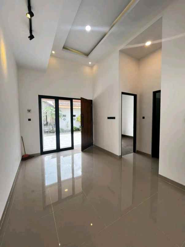 dijual rumah wisata kasongan