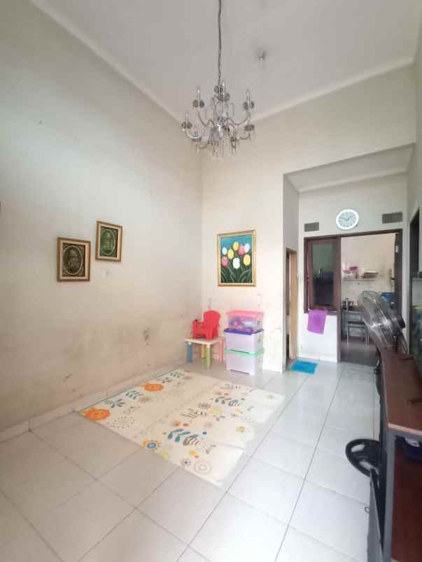 dijual rumah wisma jaya duren jaya