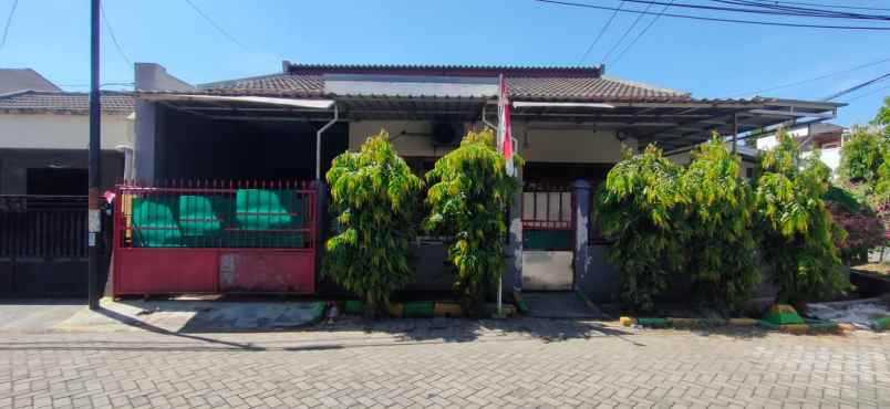 dijual rumah wisma lidah kulon