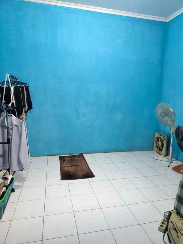 dijual rumah wisma lidah kulon