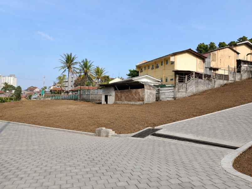 dijual tanah jalan letda lukito