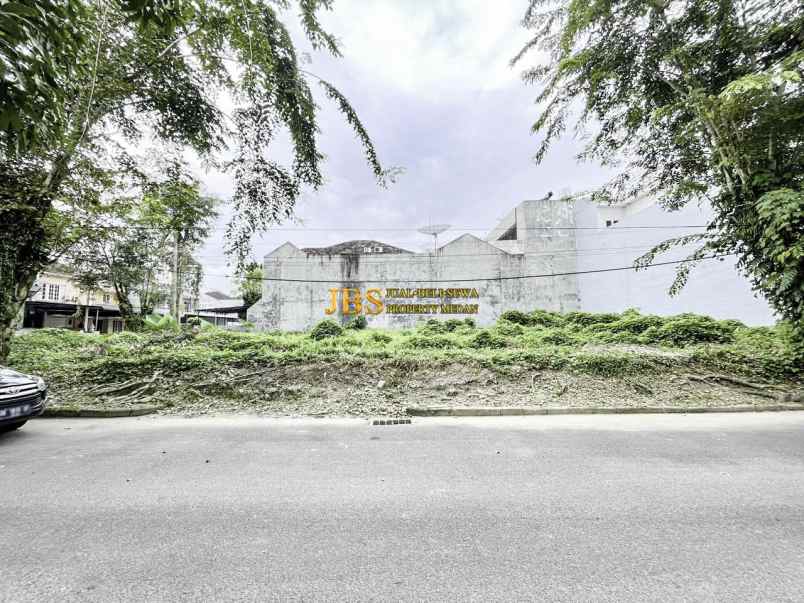 dijual tanah komplek taman malibu indah