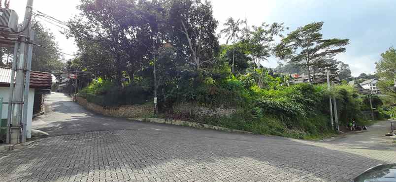 dijual tanah lembah pakar timur