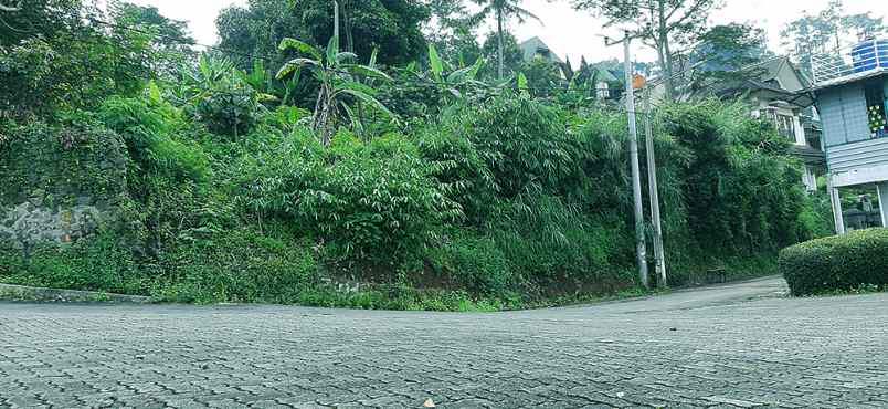 dijual tanah lembah pakar timur