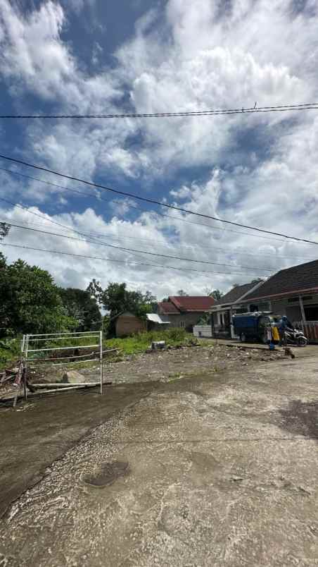 dijual tanah purwomartani