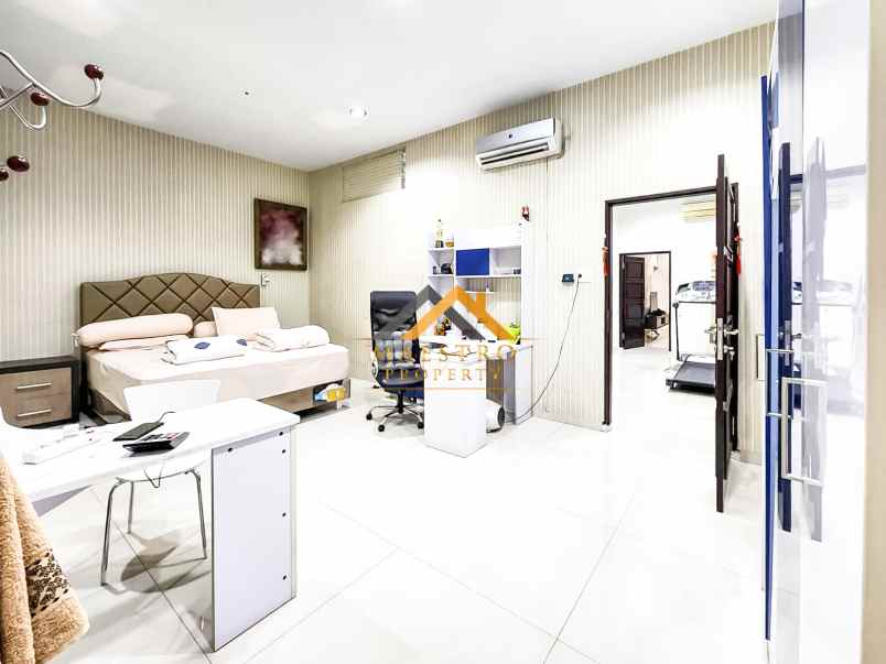 dijual villa komplek cemara asri jalan