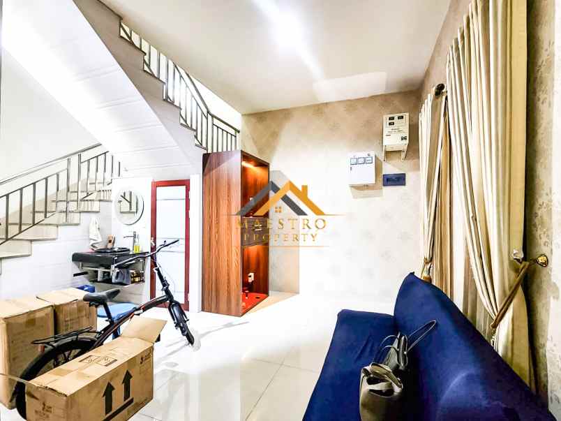 dijual villa komplek cemara asri jalan