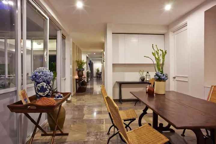 dijual villa the kanjeng petitenget