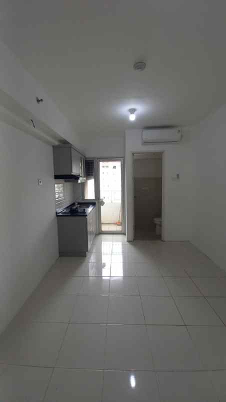 disewakan apartemen educity tower stanford