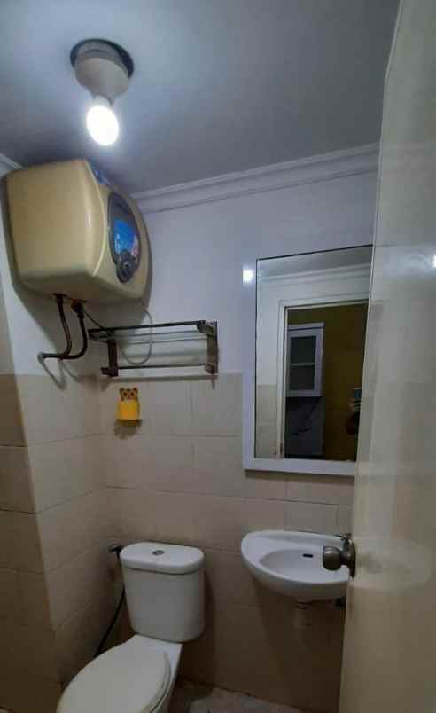 disewakan apartemen puncak permai surabaya