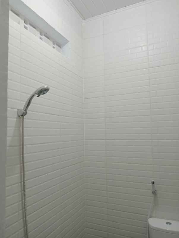 disewakan kost jl mahakam i no 88 bakti