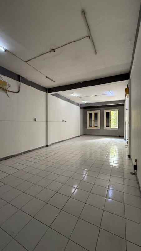 disewakan ruko gudang kantor komplek mega galaxy
