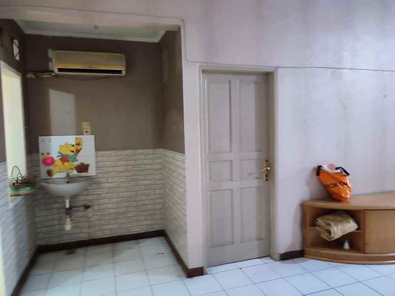 disewakan rumah 1 tingkat komplek cemara asri