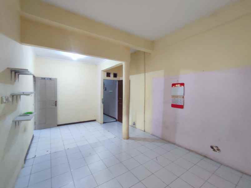 disewakan rumah 1 tingkat komplek cemara asri