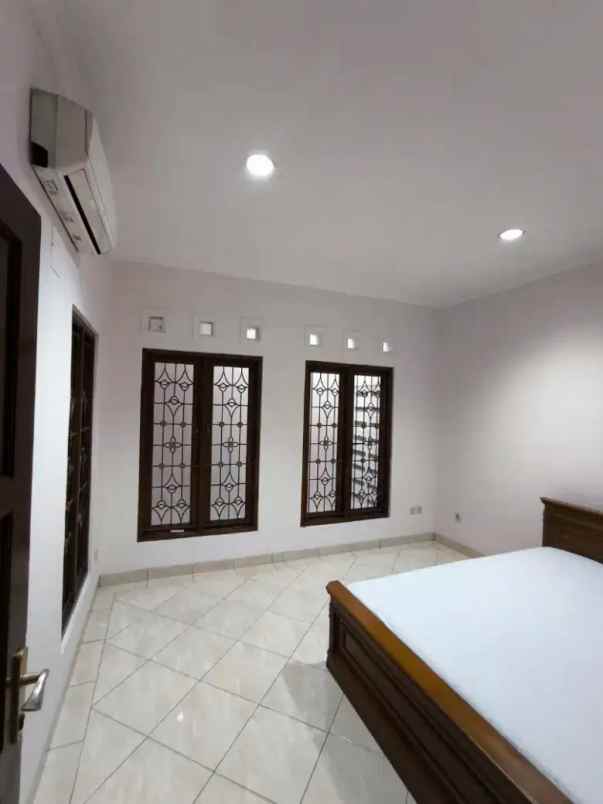 disewakan rumah cipete utara