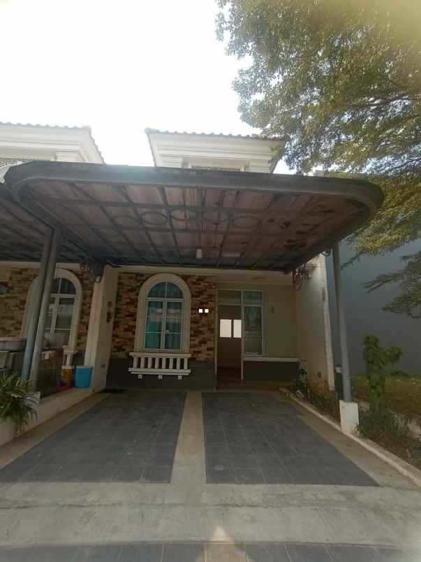 disewakan rumah cluster la seine jakarta