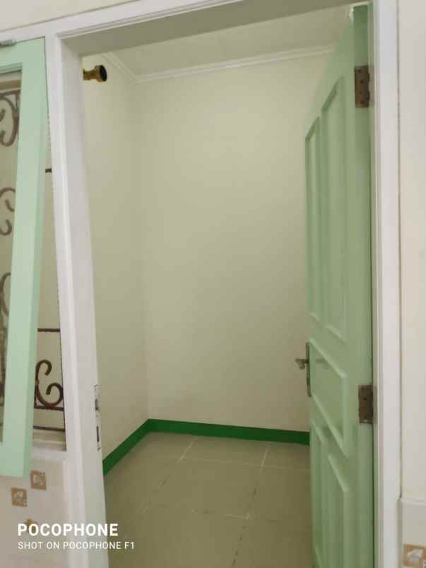 disewakan rumah cluster taman sari harapan