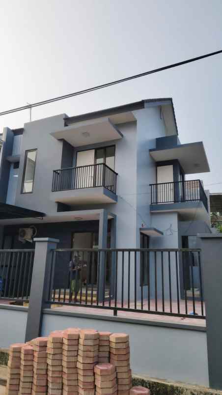 disewakan rumah cluster taman sari harapan