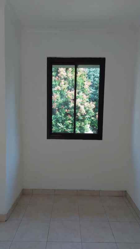 disewakan rumah graha raya bintaro