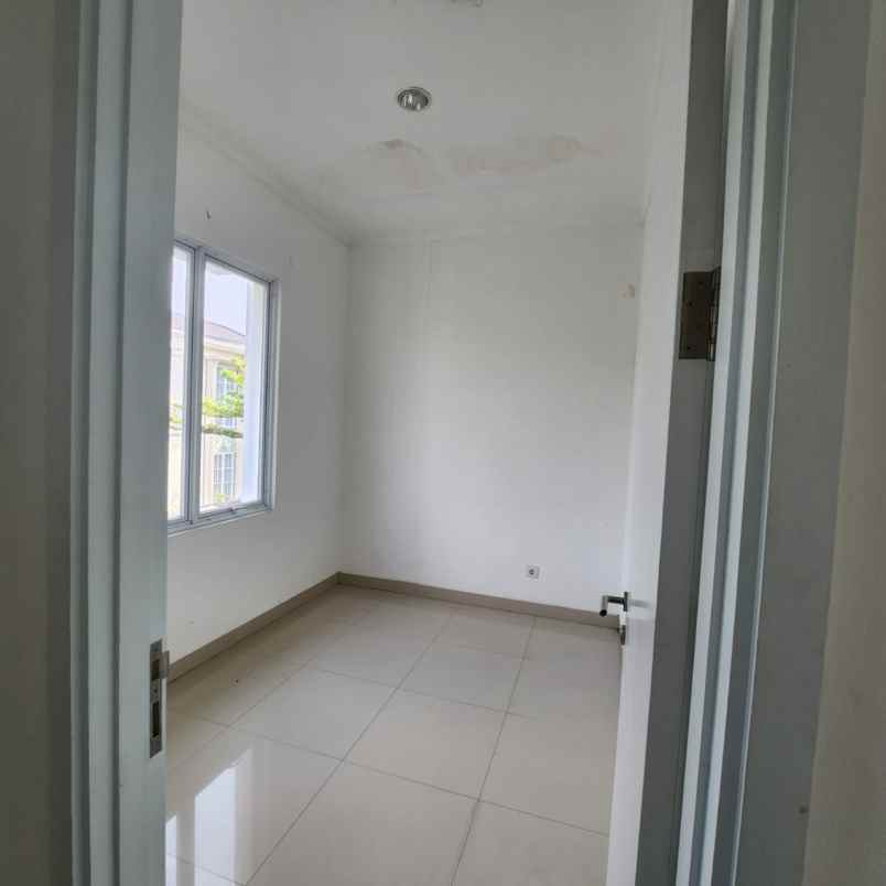 disewakan rumah jakarta garden city jgc cakung