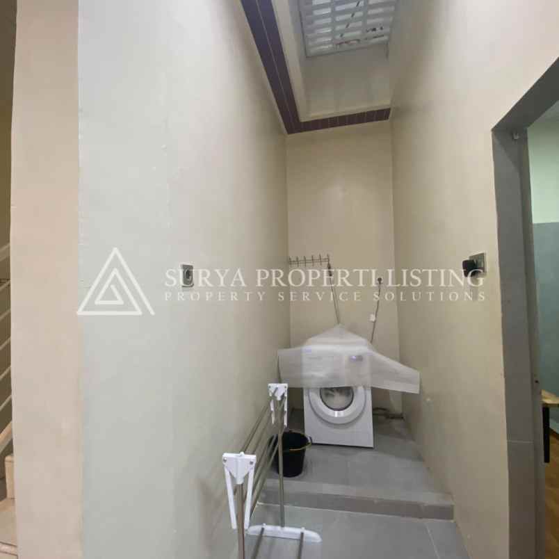 disewakan rumah jalan menteng vii