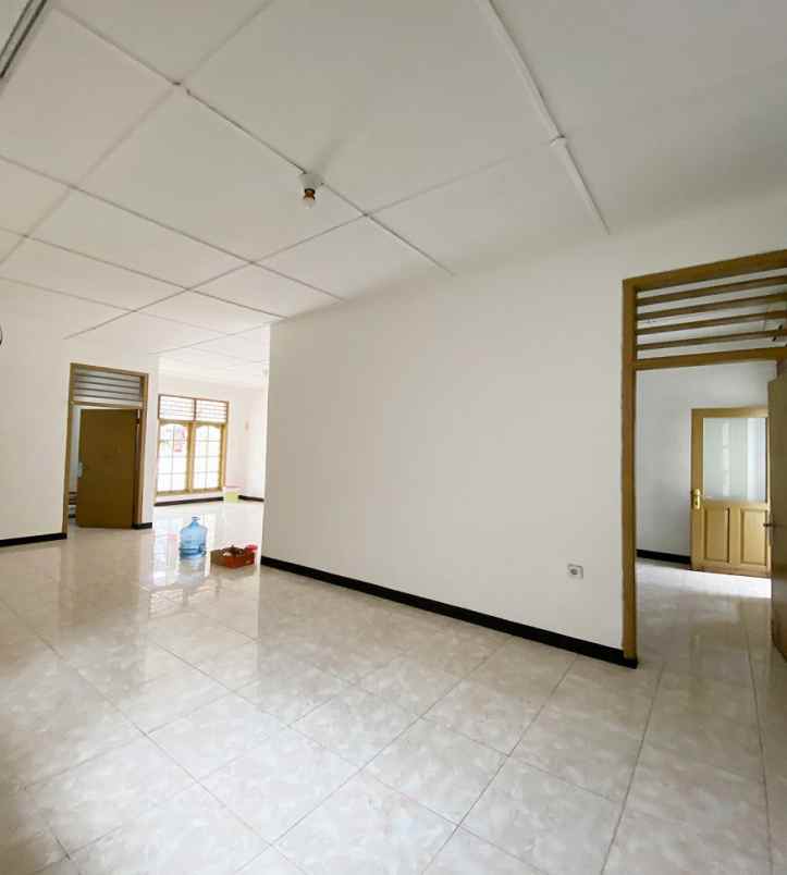 disewakan rumah jl cipinang baru bunder