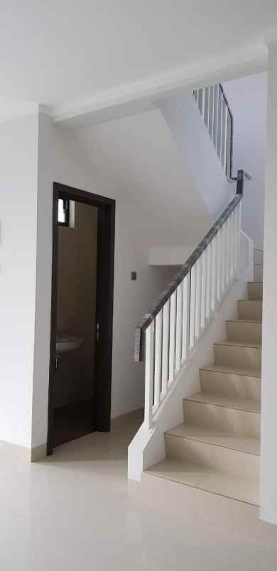 disewakan rumah kebayoran bintaro