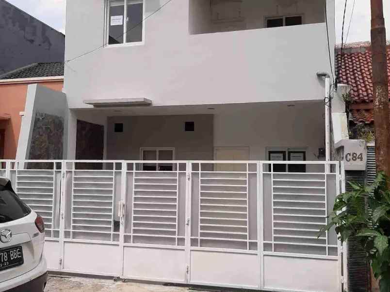 disewakan rumah komplek mpr