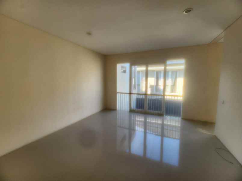 disewakan rumah kosongan di citraland greenlake