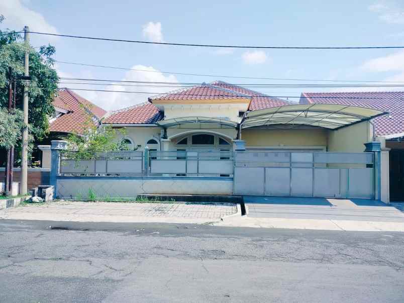 disewakan rumah nirwana eksekutif wonorejo