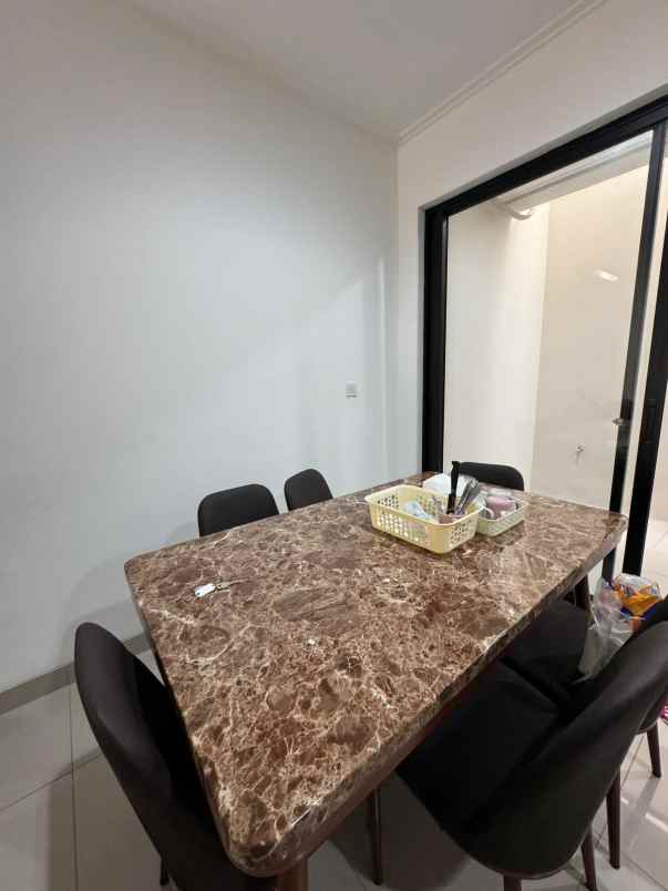 disewakan rumah pik 2