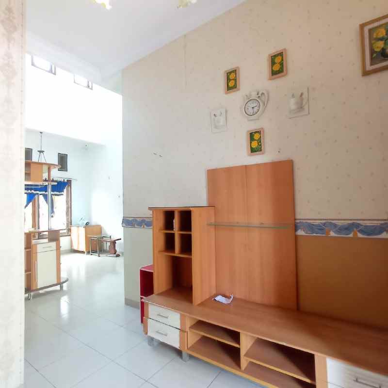 disewakan rumah puri indah regency sidoarjo
