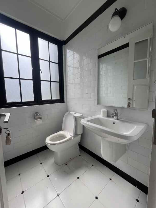 for sale european style townhouse at cipete