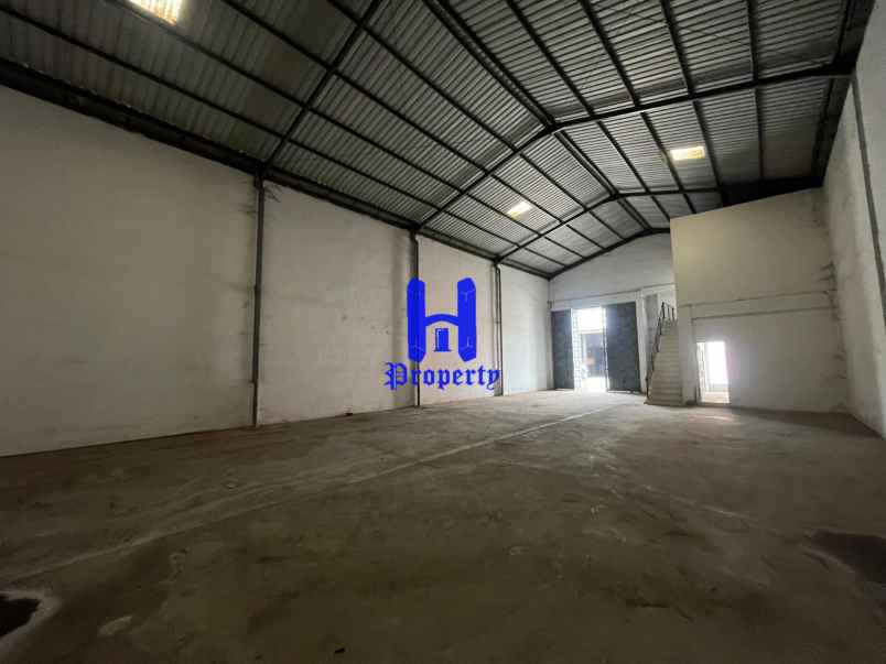 jual gudang siap pakai di komp sm raja warehouse medan