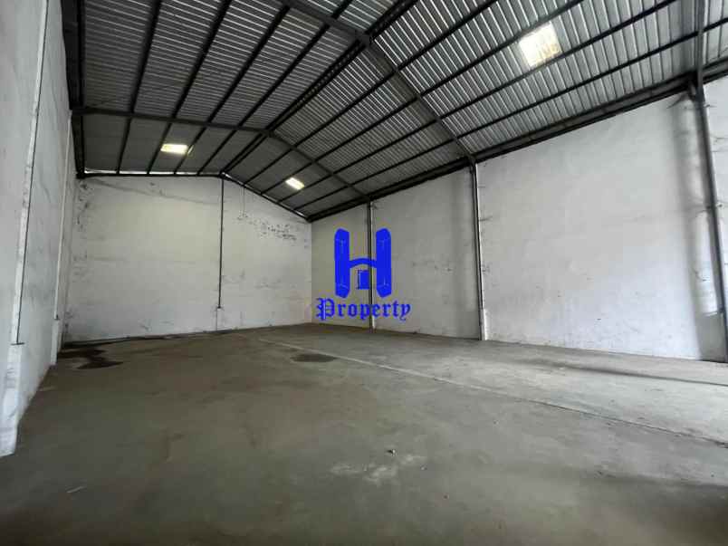 jual gudang siap pakai di komp sm raja warehouse medan