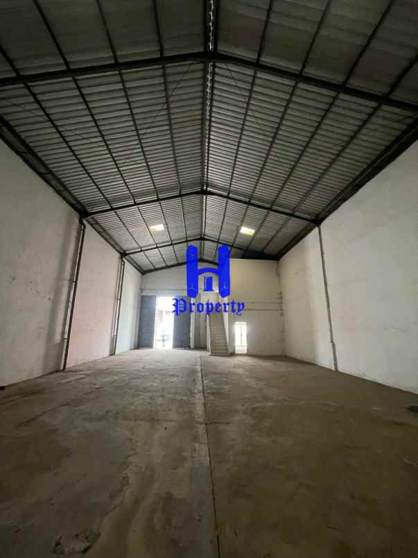 jual gudang siap pakai di komp sm raja warehouse medan