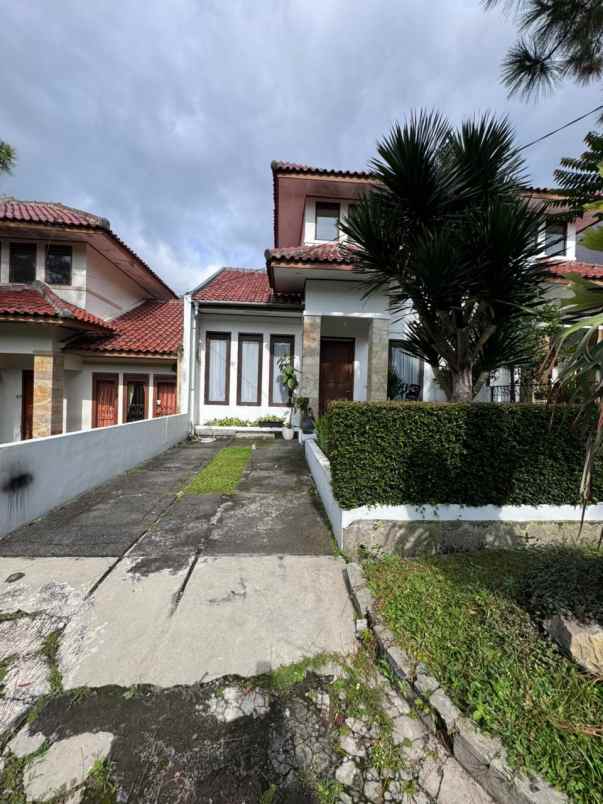 jual rumah di komplek royal view residence ciwaruga