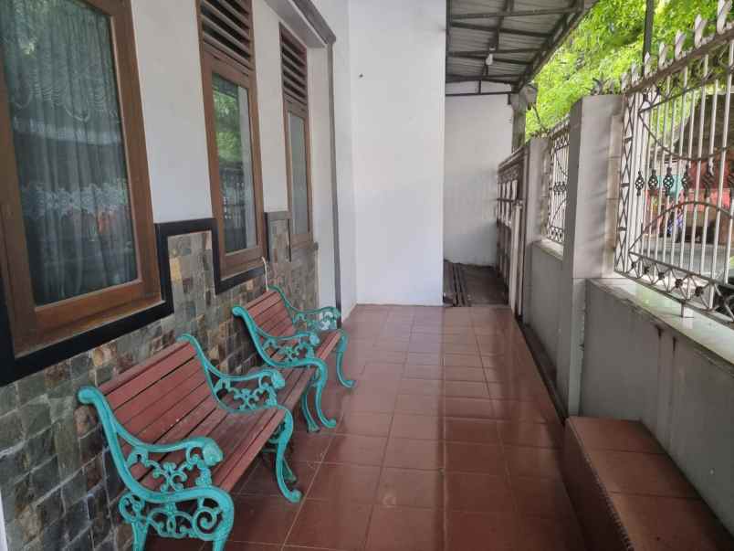 jual rumah exs salon di peklipan kota cirebon