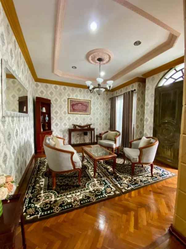 jual rumah mewah pondok indah bangunan 3 lantai
