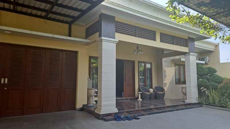 jual rumah mewah siap huni di jalan gununglaya cirebon