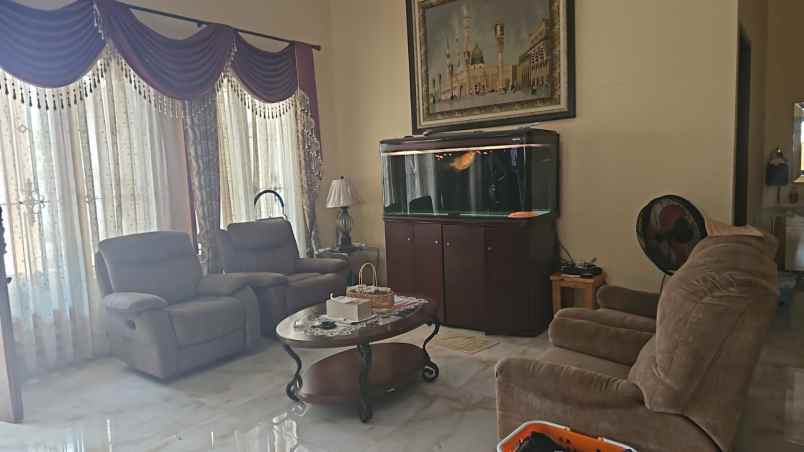 jual rumah mewah siap huni di jalan gununglaya cirebon