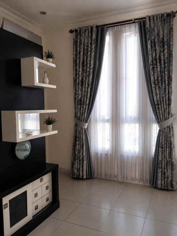 jual rumah siap huni kota wisata cibubur